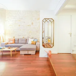 https://happy-days-bastille-garden-loft.fr-paris.fr