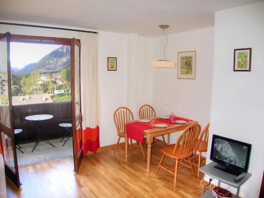 Periades, Central Chamonix Apt 0*,